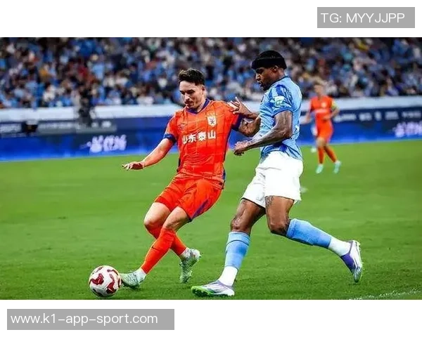 山东泰山中卫路易斯洛佩斯正式加盟西乙阿尔瓦赛特球队